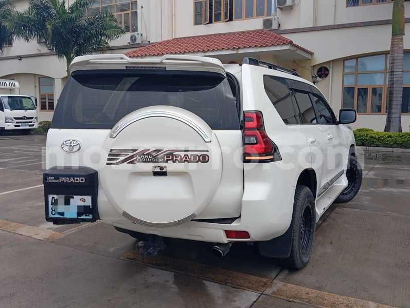 Big with watermark toyota land cruiser prado maputo maputo 29213