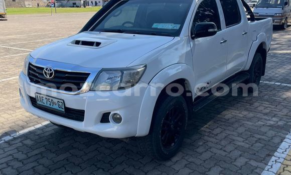 Tenga Tsaru Toyota Hilux Chena Mota in Maputo in Maputo Tenga Tsaru Toyota Hilux Chena Mota in Maputo in Maputo
