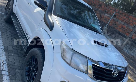 Tenga Tsaru Toyota Hilux Chena Mota in Maputo in Maputo Tenga Tsaru Toyota Hilux Chena Mota in Maputo in Maputo
