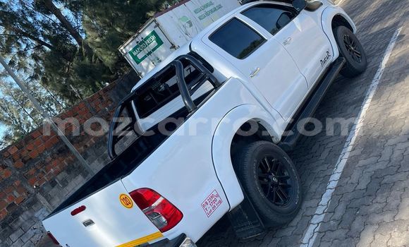 Tenga Tsaru Toyota Hilux Chena Mota in Maputo in Maputo Tenga Tsaru Toyota Hilux Chena Mota in Maputo in Maputo