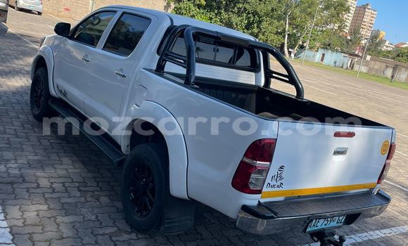 Tenga Tsaru Toyota Hilux Chena Mota in Maputo in Maputo Tenga Tsaru Toyota Hilux Chena Mota in Maputo in Maputo