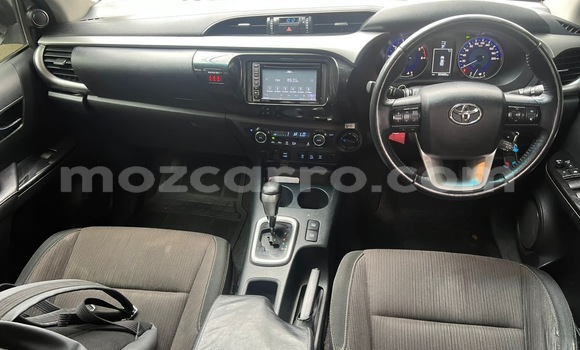 Comprar Novo Bentley S Branco Carro em Moçambique em Nampula Comprar Novo Bentley S Branco Carro em Moçambique em Nampula