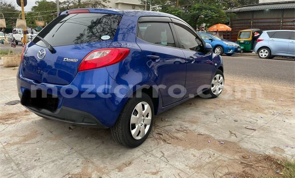 Buy Used Mazda Demio Blue Car in Maputo in Maputo