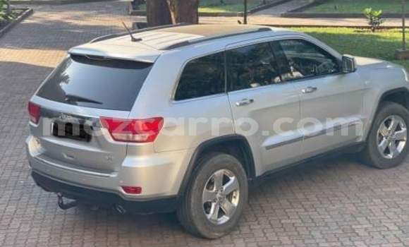 Comprar Usado Jeep Cherokee De outros Carro em Maputo em Maputo Comprar Usado Jeep Cherokee De outros Carro em Maputo em Maputo