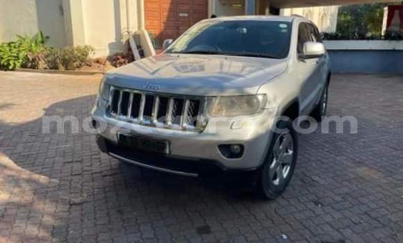 Comprar Usado Jeep Cherokee De outros Carro em Maputo em Maputo Comprar Usado Jeep Cherokee De outros Carro em Maputo em Maputo