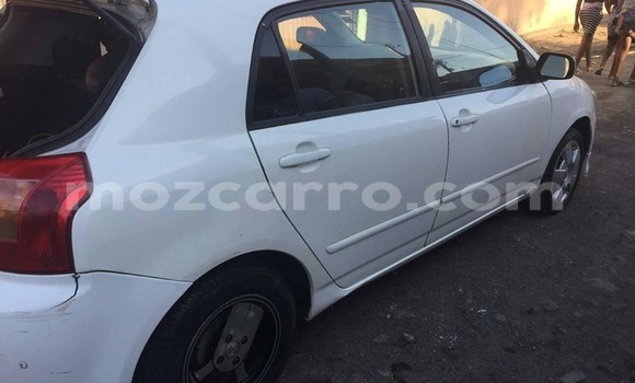 Comprar Usado Toyota Runx Branco Carro em Maputo em Maputo Comprar Usado Toyota Runx Branco Carro em Maputo em Maputo