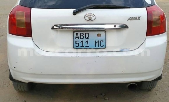 Comprar Usado Toyota Runx Branco Carro em Maputo em Maputo Comprar Usado Toyota Runx Branco Carro em Maputo em Maputo
