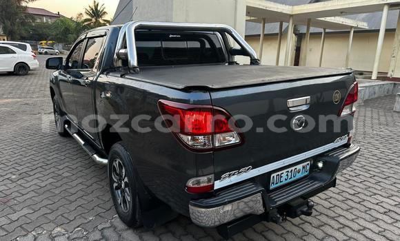 Comprar Usado Mazda BT-50 De outros Carro em Maputo em Maputo Comprar Usado Mazda BT-50 De outros Carro em Maputo em Maputo