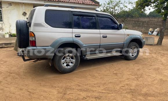 Nunua Ilio tumika Toyota Land Cruiser Prado Nyingine Gari ndani ya Maputo nchini Maputo Nunua Ilio tumika Toyota Land Cruiser Prado Nyingine Gari ndani ya Maputo nchini Maputo