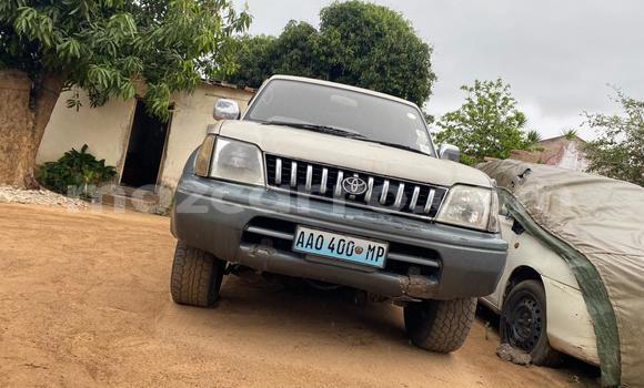 Nunua Ilio tumika Toyota Land Cruiser Prado Nyingine Gari ndani ya Maputo nchini Maputo Nunua Ilio tumika Toyota Land Cruiser Prado Nyingine Gari ndani ya Maputo nchini Maputo