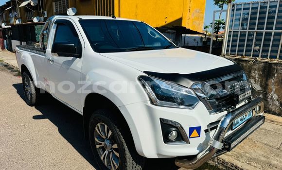 Tenga Itsva Isuzu KB Chena Mota in Maputo in Maputo Tenga Itsva Isuzu KB Chena Mota in Maputo in Maputo