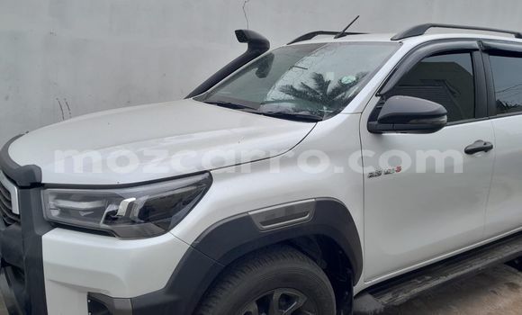 Buy New Toyota Hilux White Car in Maputo in Maputo