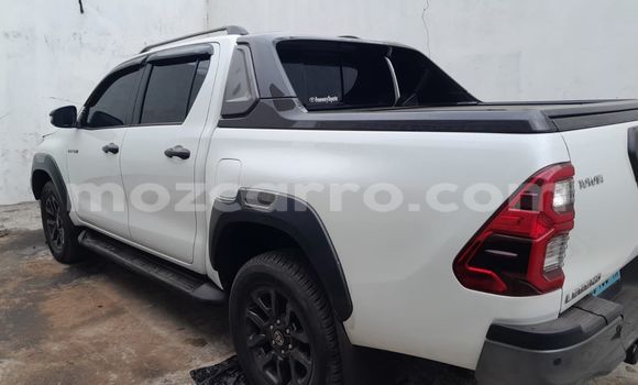 Comprar Novo Toyota Hilux Branco Carro em Maputo em Maputo Comprar Novo Toyota Hilux Branco Carro em Maputo em Maputo
