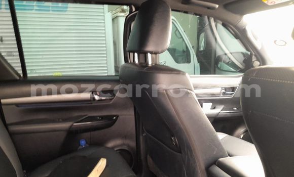 Comprar Novo Toyota Hilux Branco Carro em Maputo em Maputo Comprar Novo Toyota Hilux Branco Carro em Maputo em Maputo