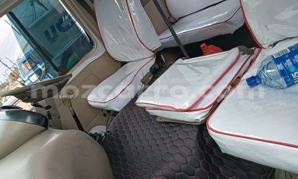 Tenga Tsaru Toyota Coaster Chena Mota in Maputo in Maputo Tenga Tsaru Toyota Coaster Chena Mota in Maputo in Maputo