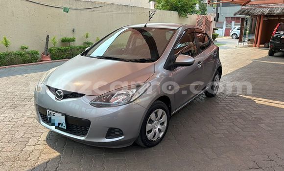 Tenga Tsaru Mazda Demio Sirivha Mota in Maputo in Maputo