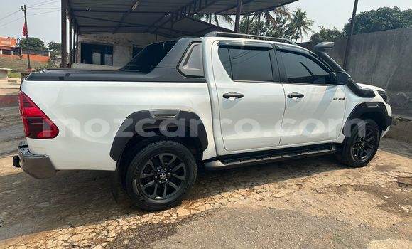 Buy New Toyota Hilux White Car in Maputo in Maputo Buy New Toyota Hilux White Car in Maputo in Maputo