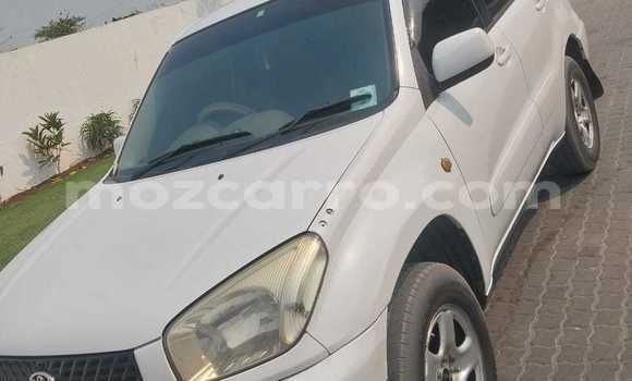 Comprar Usado Toyota RAV4 Branco Carro em Maputo em Maputo