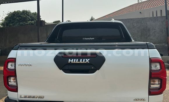 Tenga Itsva Toyota Hiluxe Revo Chena Mota in Maputo in Maputo Tenga Itsva Toyota Hiluxe Revo Chena Mota in Maputo in Maputo