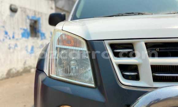 Buy Used Isuzu KB White Car in Maputo in Maputo Buy Used Isuzu KB White Car in Maputo in Maputo