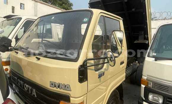 Tenga Itsva Toyota Dyna Zvimwe Rori in Maputo in Maputo Tenga Itsva Toyota Dyna Zvimwe Rori in Maputo in Maputo