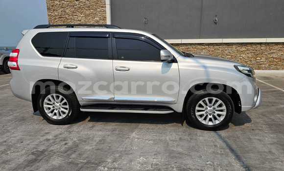 Tenga Tsaru Toyota Land Cruiser Prado Zvimwe Mota in Maputo in Maputo Tenga Tsaru Toyota Land Cruiser Prado Zvimwe Mota in Maputo in Maputo