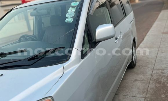 Buy Used Toyota Voxy Brown Car in Maputo in Maputo Buy Used Toyota Voxy Brown Car in Maputo in Maputo