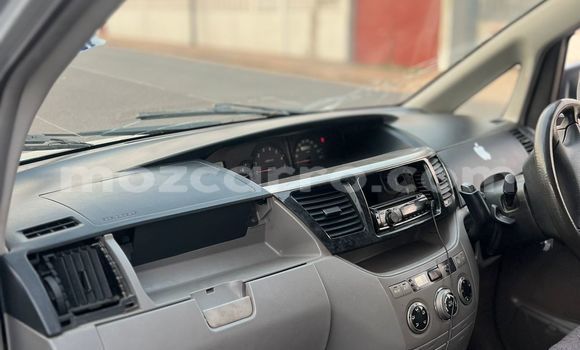 Buy Used Toyota Voxy Brown Car in Maputo in Maputo Buy Used Toyota Voxy Brown Car in Maputo in Maputo