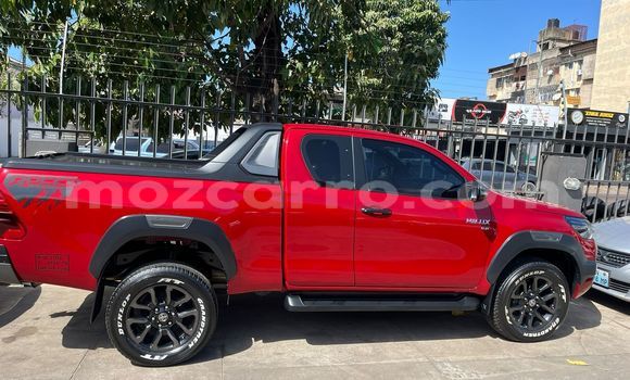Comprar Novo Toyota Hiluxe Revo Vermelho Carro em Maputo em Maputo Comprar Novo Toyota Hiluxe Revo Vermelho Carro em Maputo em Maputo