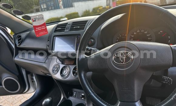 Tenga Tsaru Toyota RAV4 Chena Mota in Maputo in Maputo Tenga Tsaru Toyota RAV4 Chena Mota in Maputo in Maputo