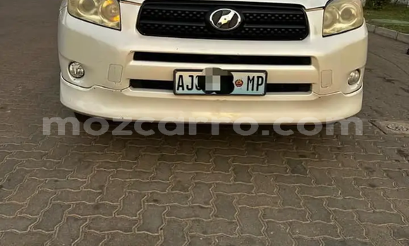 Tenga Tsaru Toyota RAV4 Chena Mota in Maputo in Maputo Tenga Tsaru Toyota RAV4 Chena Mota in Maputo in Maputo