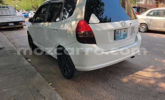Buy Used Honda Fit White Car in Maputo in Maputo Buy Used Honda Fit White Car in Maputo in Maputo
