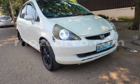 Buy Used Honda Fit White Car in Maputo in Maputo Buy Used Honda Fit White Car in Maputo in Maputo