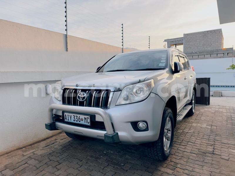 Big with watermark toyota land cruiser prado maputo maputo 29300