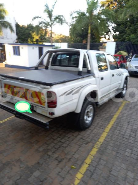 Big with watermark toyota hilux maputo maputo 29301