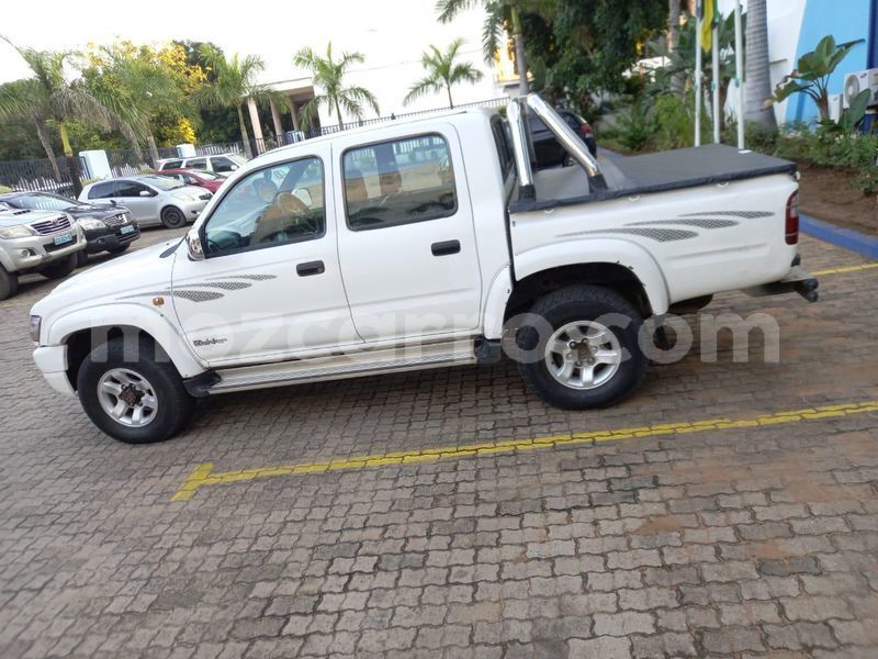 Big with watermark toyota hilux maputo maputo 29301