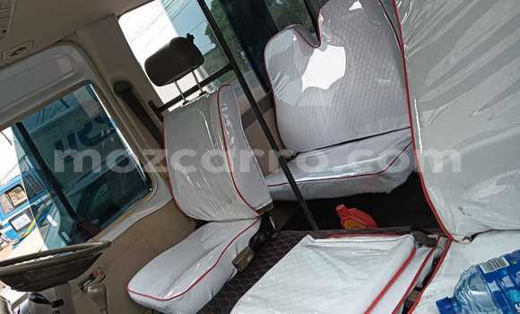 Nunua Ilio tumika Toyota Coaster Nyeupe Gari ndani ya Maputo nchini Maputo Nunua Ilio tumika Toyota Coaster Nyeupe Gari ndani ya Maputo nchini Maputo