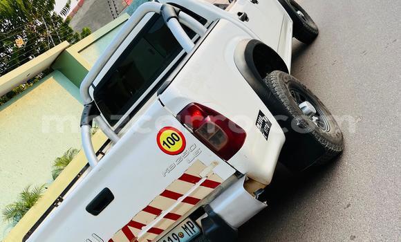 Tenga Tsaru Isuzu KB Chena Mota in Maputo in Maputo Tenga Tsaru Isuzu KB Chena Mota in Maputo in Maputo