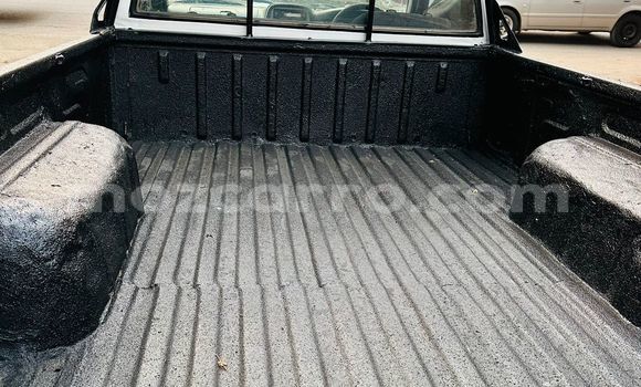 Buy Used Nissan Hardbody White Car in Maputo in Maputo Buy Used Nissan Hardbody White Car in Maputo in Maputo