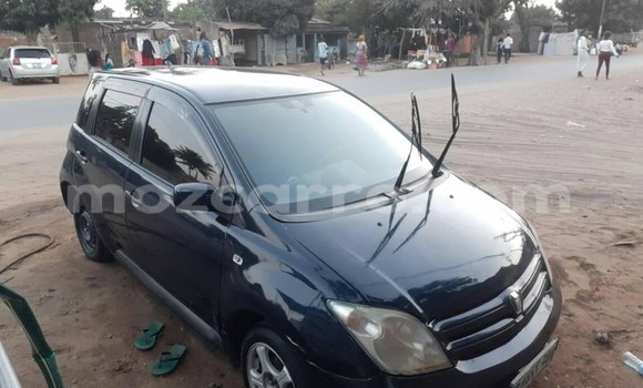 Comprar Usado Toyota IST Azul Carro em Maputo em Maputo Comprar Usado Toyota IST Azul Carro em Maputo em Maputo