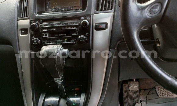 Nunua Ilio tumika Toyota Harrier Nyeupe Gari ndani ya Maputo nchini Maputo Nunua Ilio tumika Toyota Harrier Nyeupe Gari ndani ya Maputo nchini Maputo