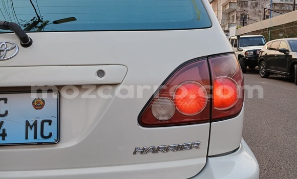 Nunua Ilio tumika Toyota Harrier Nyeupe Gari ndani ya Maputo nchini Maputo Nunua Ilio tumika Toyota Harrier Nyeupe Gari ndani ya Maputo nchini Maputo
