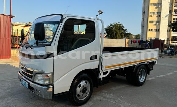 Buy Used Toyota Dyna White Car in Maputo in Maputo Buy Used Toyota Dyna White Car in Maputo in Maputo