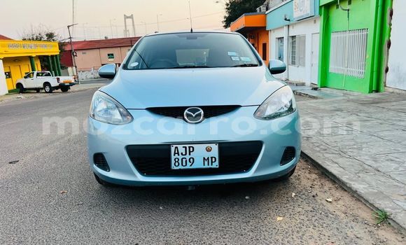 Comprar Novo Mazda Demio Azul Carro em Maputo em Maputo