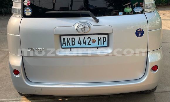 Comprar Usado Toyota Sienta Prata Carro em Maputo em Maputo Comprar Usado Toyota Sienta Prata Carro em Maputo em Maputo