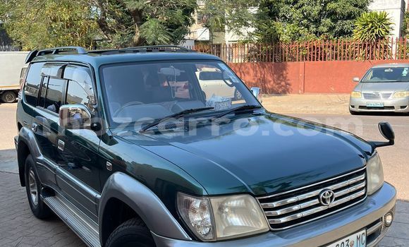 Comprar Usado Toyota Land Cruiser Prado Verde Carro em Maputo em Maputo