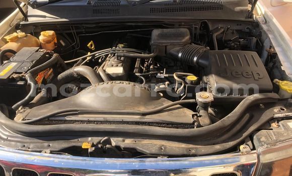 Comprar Usado Jeep Grand Cherokee Branco Carro em Maputo em Maputo Comprar Usado Jeep Grand Cherokee Branco Carro em Maputo em Maputo