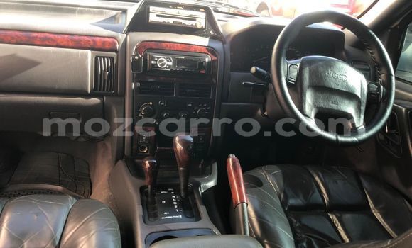 Comprar Usado Jeep Grand Cherokee Branco Carro em Maputo em Maputo Comprar Usado Jeep Grand Cherokee Branco Carro em Maputo em Maputo