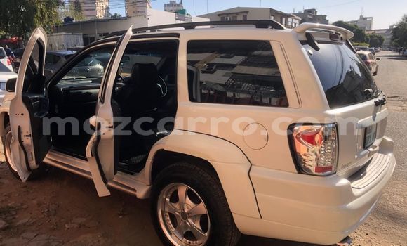 Comprar Usado Jeep Grand Cherokee Branco Carro em Maputo em Maputo Comprar Usado Jeep Grand Cherokee Branco Carro em Maputo em Maputo
