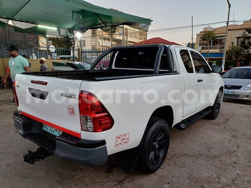 Big with watermark toyota hilux maputo maputo 29342